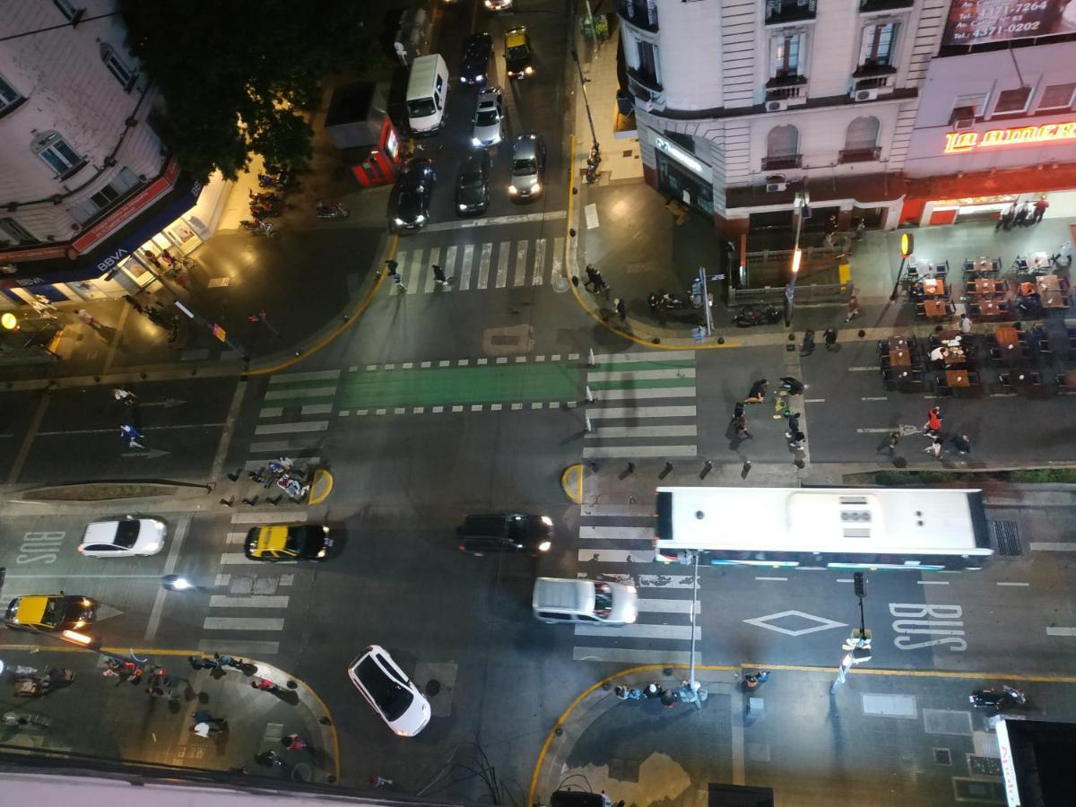 4 Ventanales Sobre La Avenida Corrientes Apartment Buenos Aires Bagian luar foto